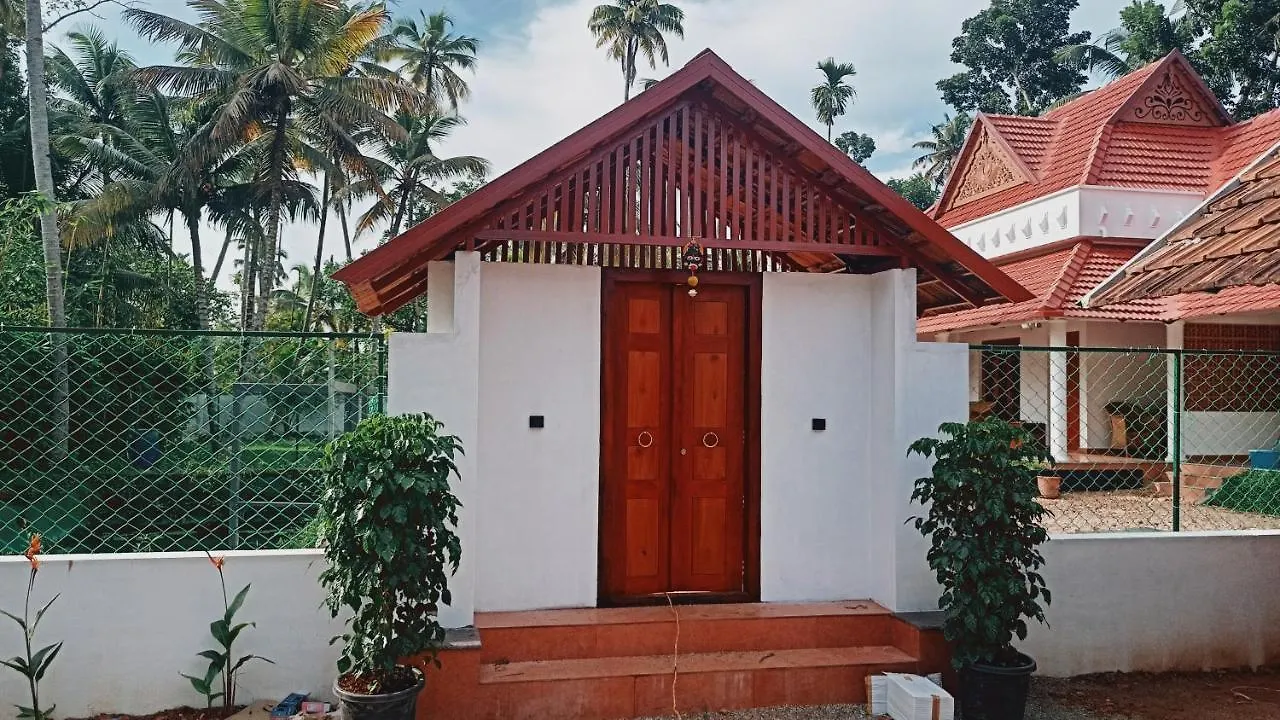 Hotel The Royal Island Mundrothuruth