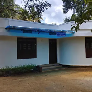  Holiday home Valiyath Holidays